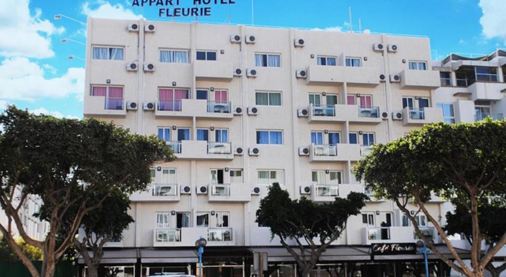 Résidence Hotelière Fleurie Agadir Esterno foto